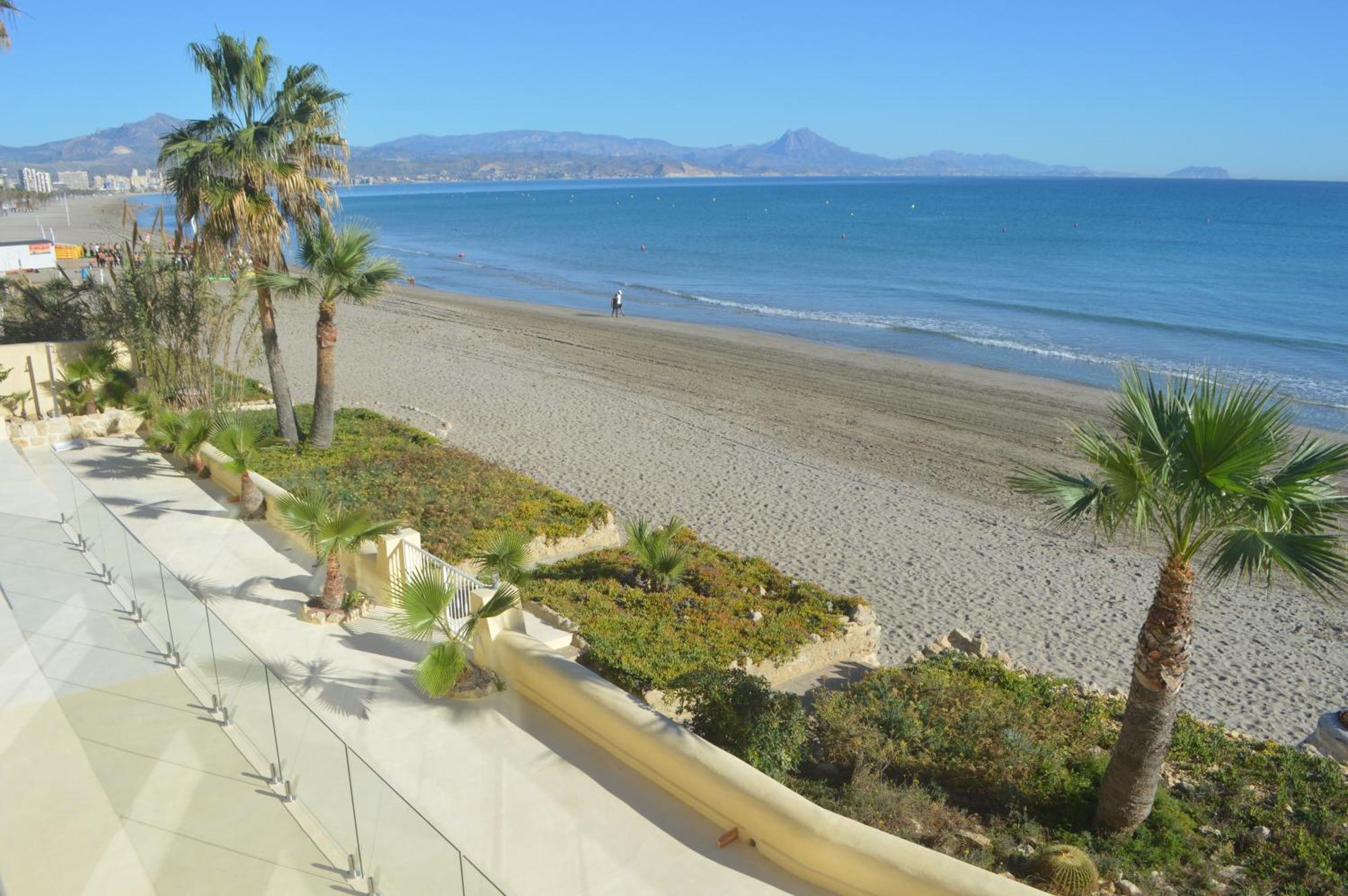 Excepcional Apartamento Amanecer Al Borde De Playa Y Mar, En Chalet Roquetes Alicante Buitenkant foto